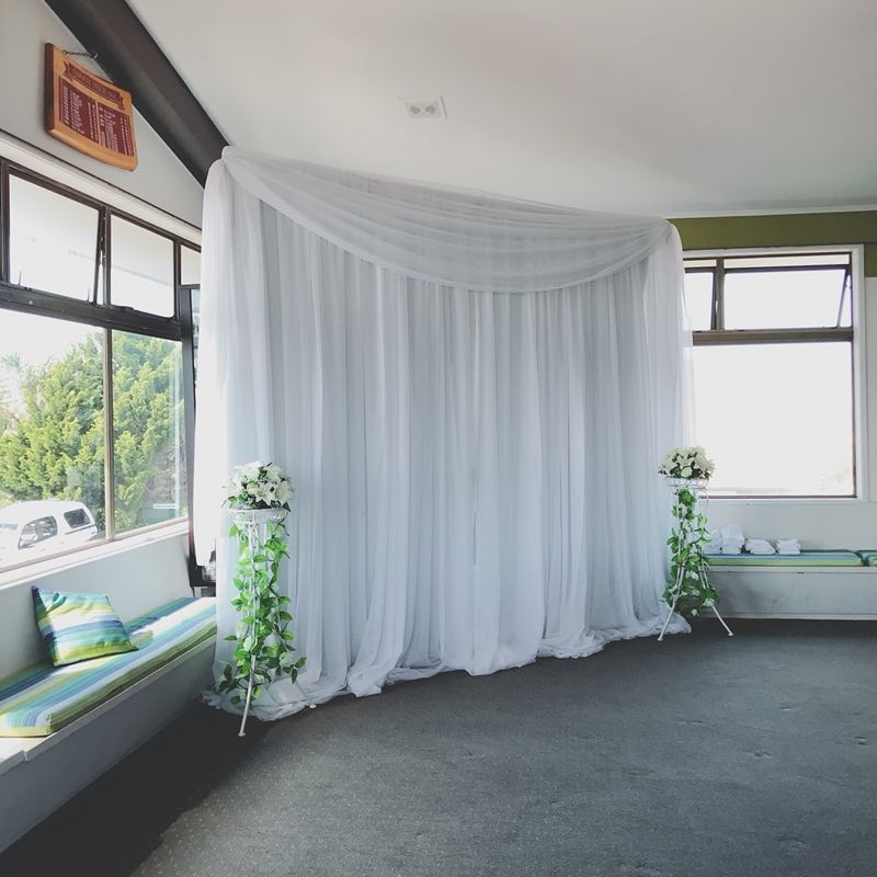 Backdrop Curtains with Scallop and White Stands