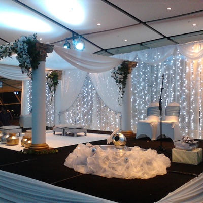 10m x 3m Curtain Lights with Scallop